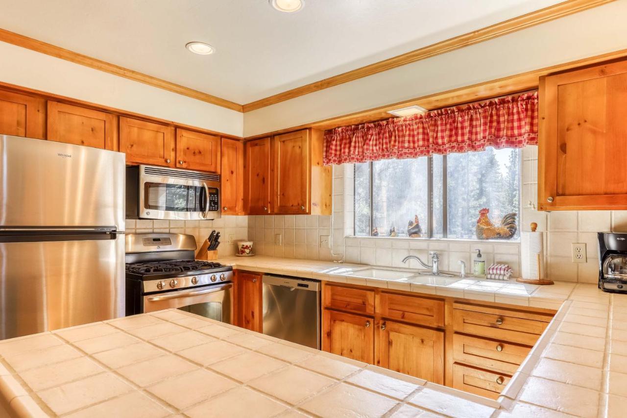 Tallac Views Getaway South Lake Tahoe Exterior photo